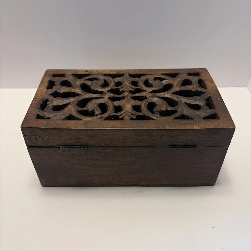 Hand Carved Wooden Trinket Pen Pencil Jewelry Box Hinged Open Cut Decorative